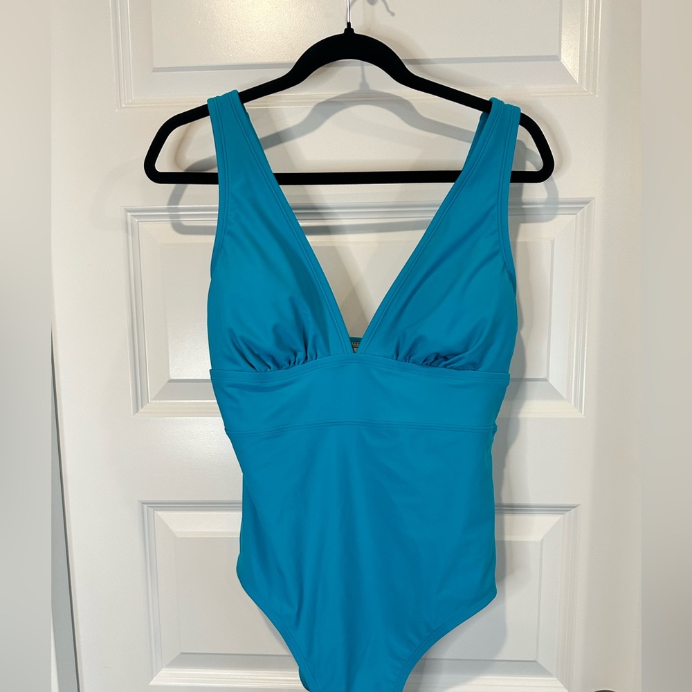 Kona Sol-Women's Wide Shoulder V-Neck One Piece Swimsuit - NWT - Picture 3 of 4